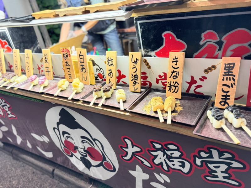 生根神社　だいがく祭で出ていただんごの屋台