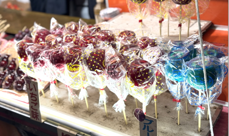 住吉区長居　神須牟地神社の夏祭り　りんごあめ