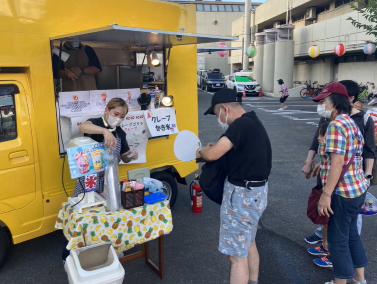 長居夏祭りの屋台クレープゴリラ