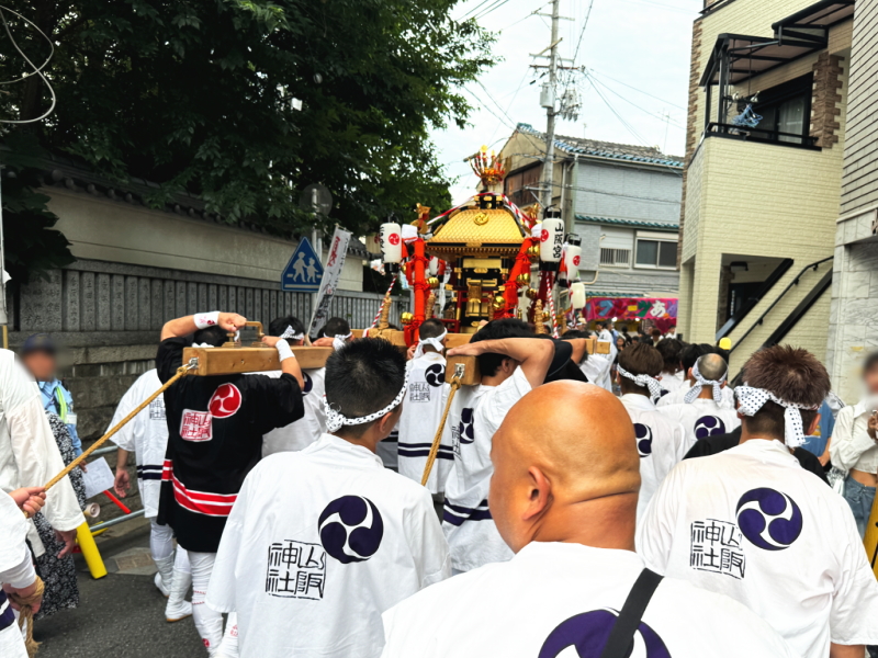 山坂神社　夏祭の神輿渡御