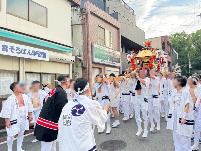 山坂神社　夏祭の神輿渡御