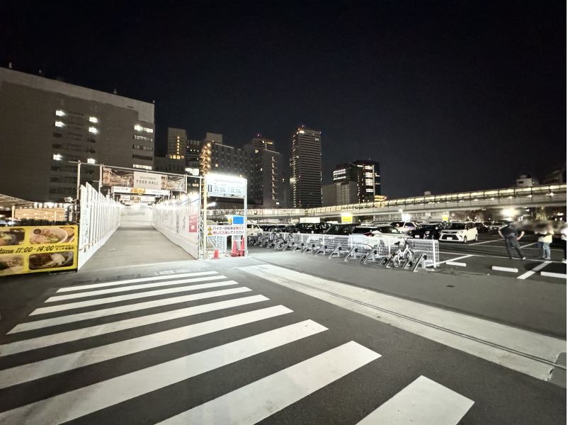 ふらり京橋横のコインパーキング