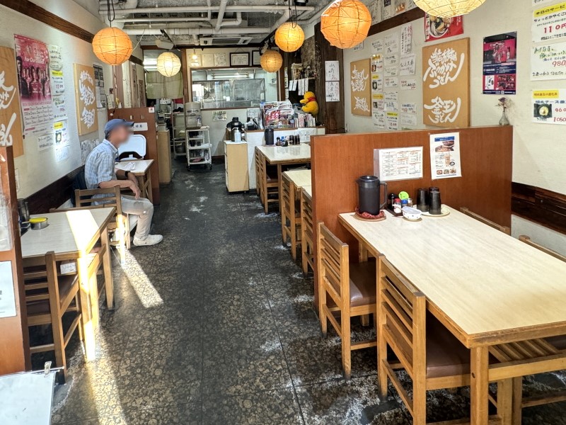 釜ひろの店内画像