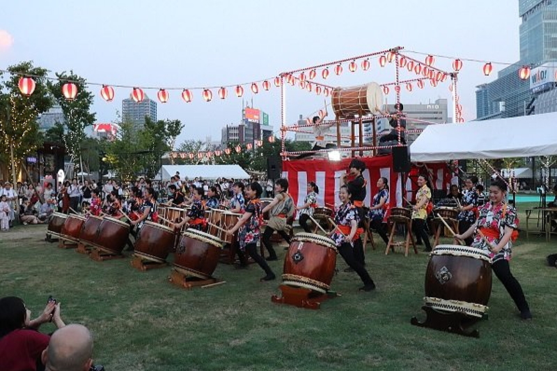 天王寺てんしば夏祭りの柴島高校による和太鼓演奏