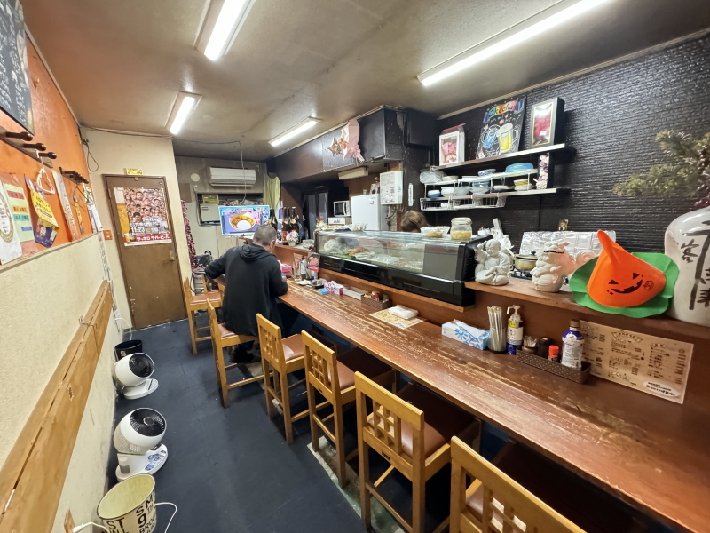 「いけまつ」の店内