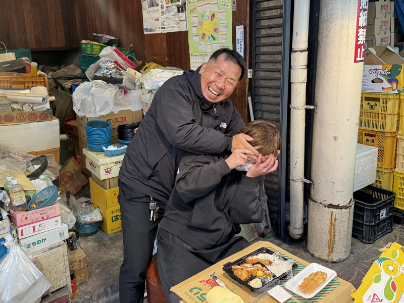 長居商店街　山弘のにーちゃんとチキンショップトリタケのこずえちゃん