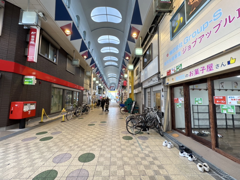 東住吉駒川五郵便局の前「ボスの駄菓子屋」「ベビーカステラ・フルーツ飴」3月15日オープン