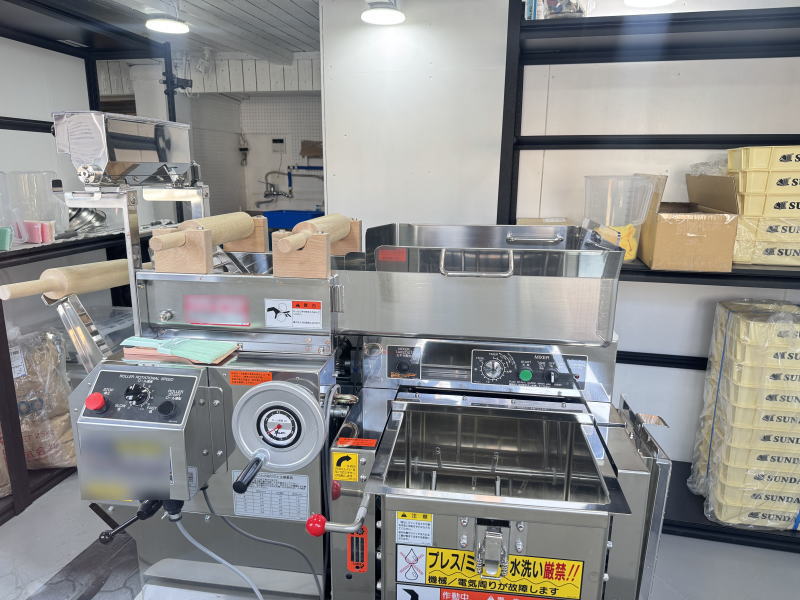 焼きそば専門店「やきそバルSUNDAY」の製麺所
