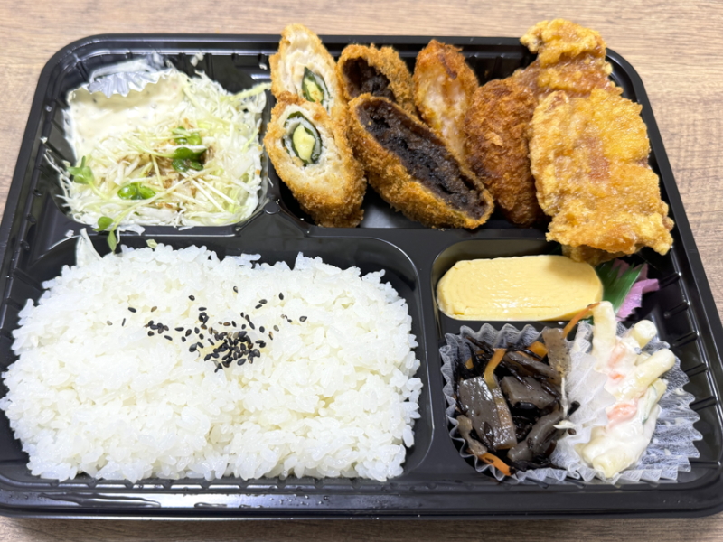 近鉄矢田駅近くに新規オープンした「とり心」の一番人気「とり心弁当」