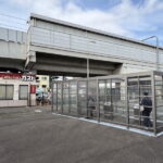 JR阪和線沿い、我孫子町駅の近くに喫煙所ができてた。ガストの横