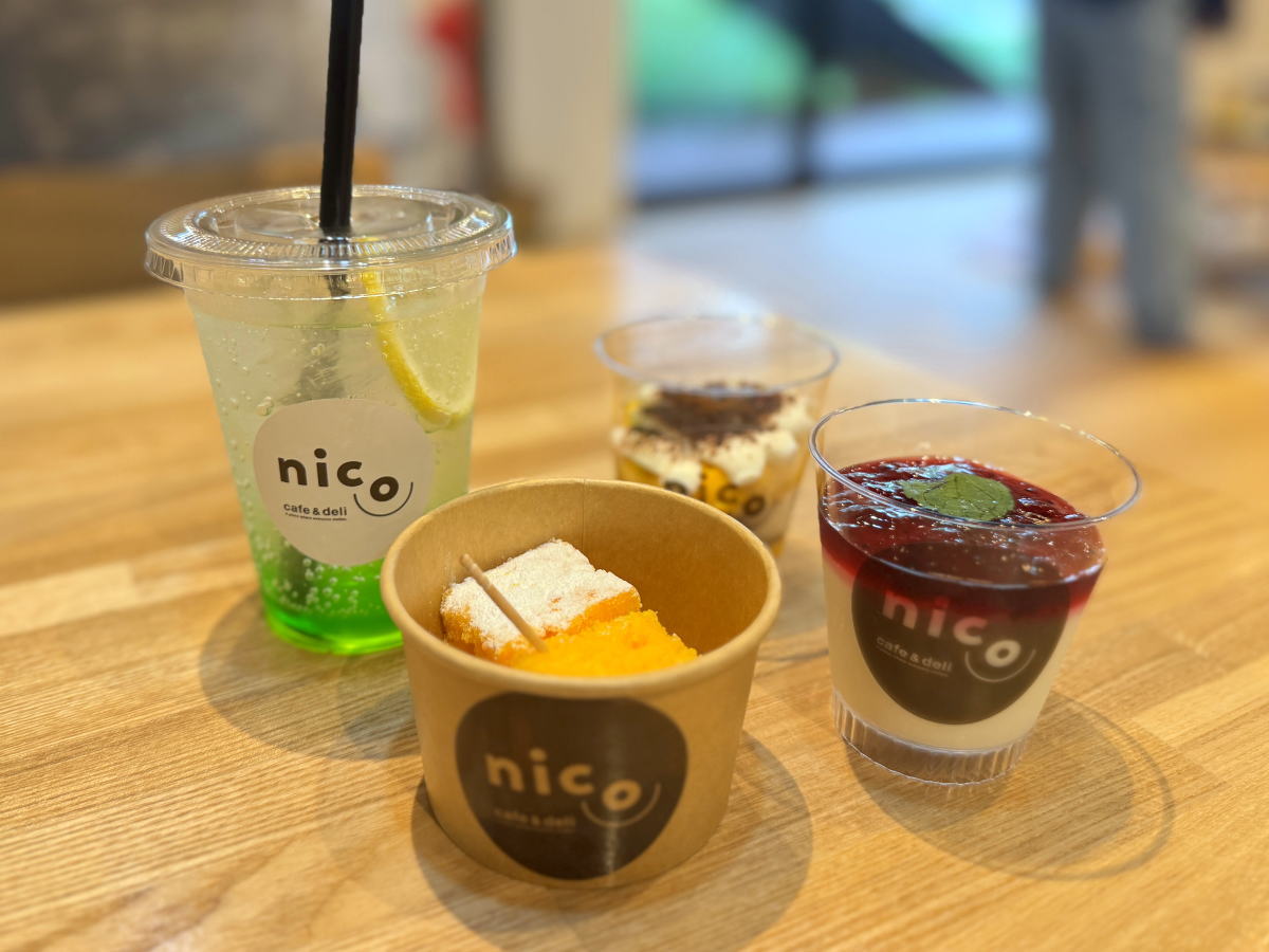 万代幼稚園運営、ニコ カフェ＆デリnico cafe&deliのスイーツ