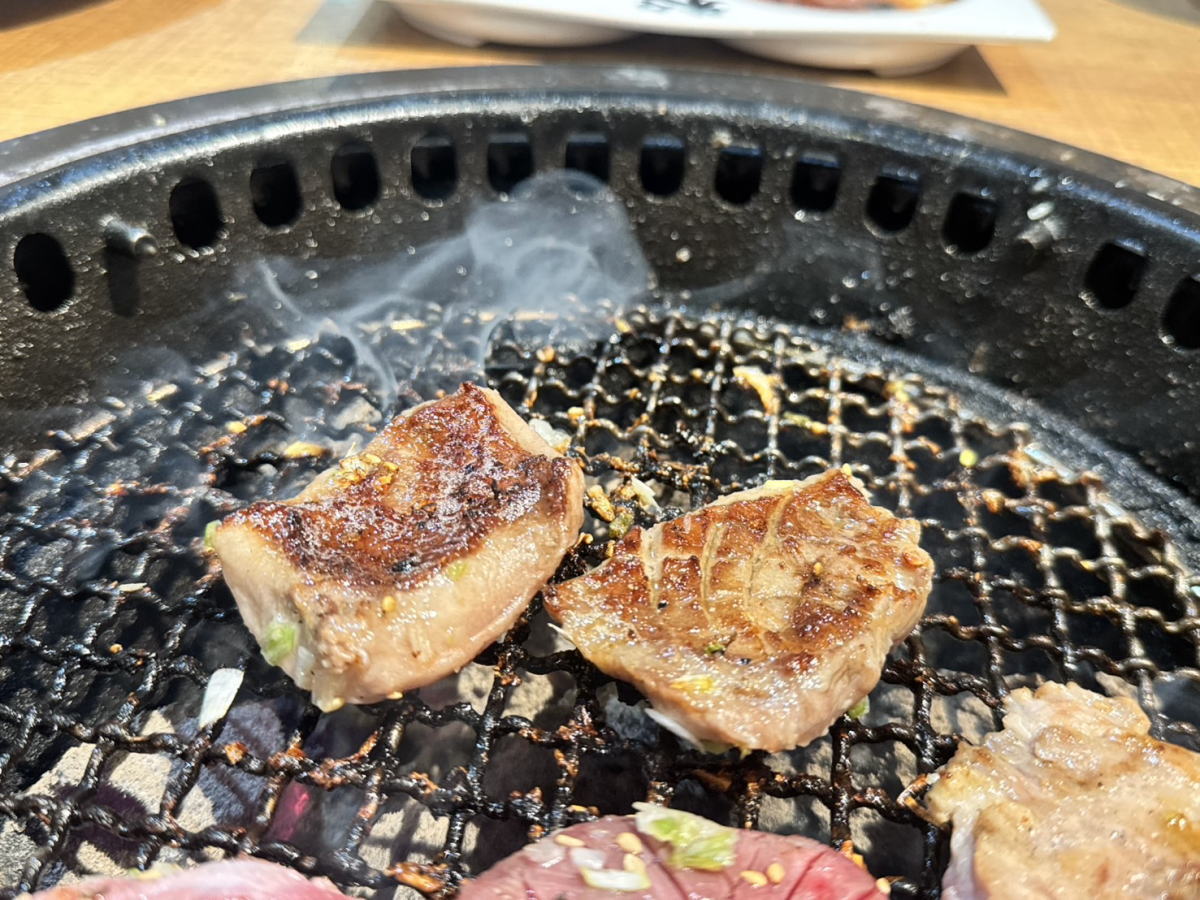 朱朱　厚たん食べ比べ
