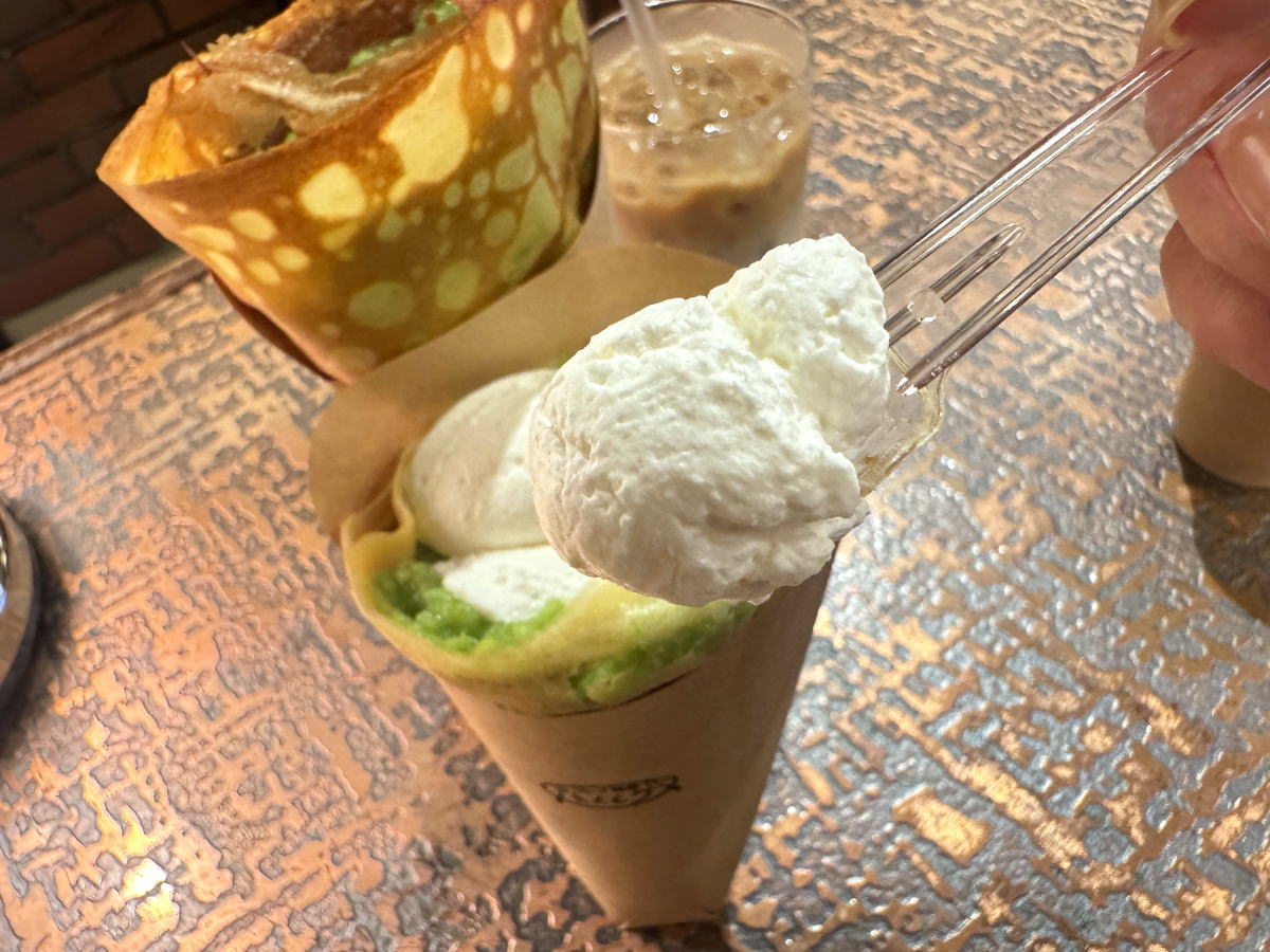 「クレープえんどう」の3号店「クレープ喫茶えんどう 南田辺店」のずんだ生クリームクレープ