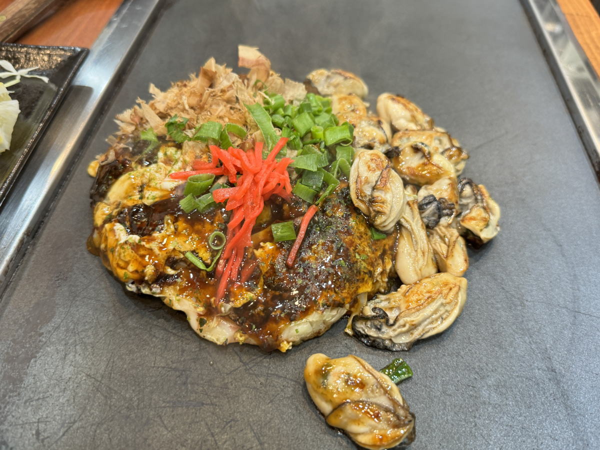 お好み焼きまるみのカキオコ