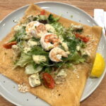 西田辺駅近く「スイーツカフェくるくる」オープン!えびとアボガドのおさらだクレープ【すみつーグルメ】