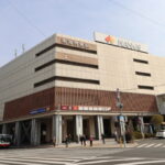 堺東の高島屋跡地に「HiViE(ヒビエ)堺東」2027年春グランドオープンするみたい。