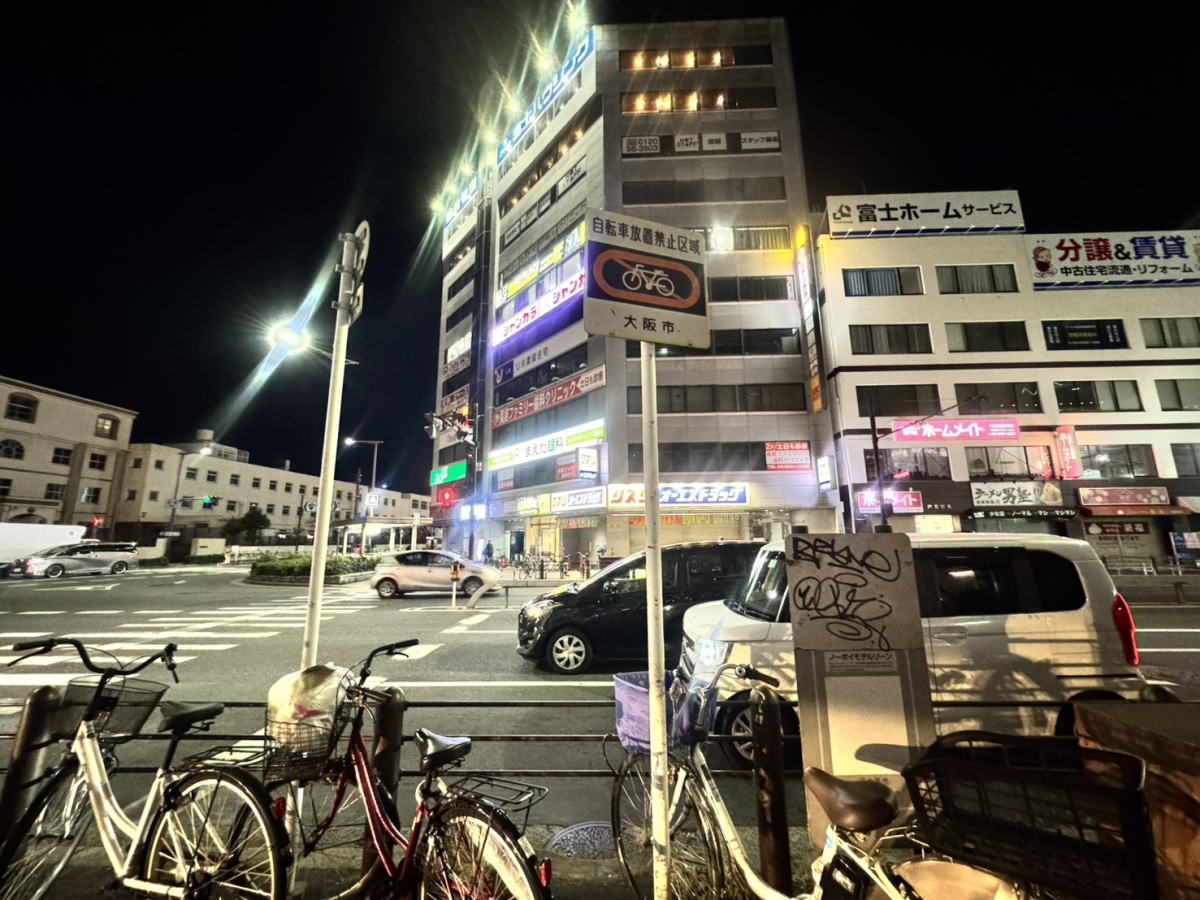 長居「天丼・天ぷら さん天」の外観の全貌が見えてきた