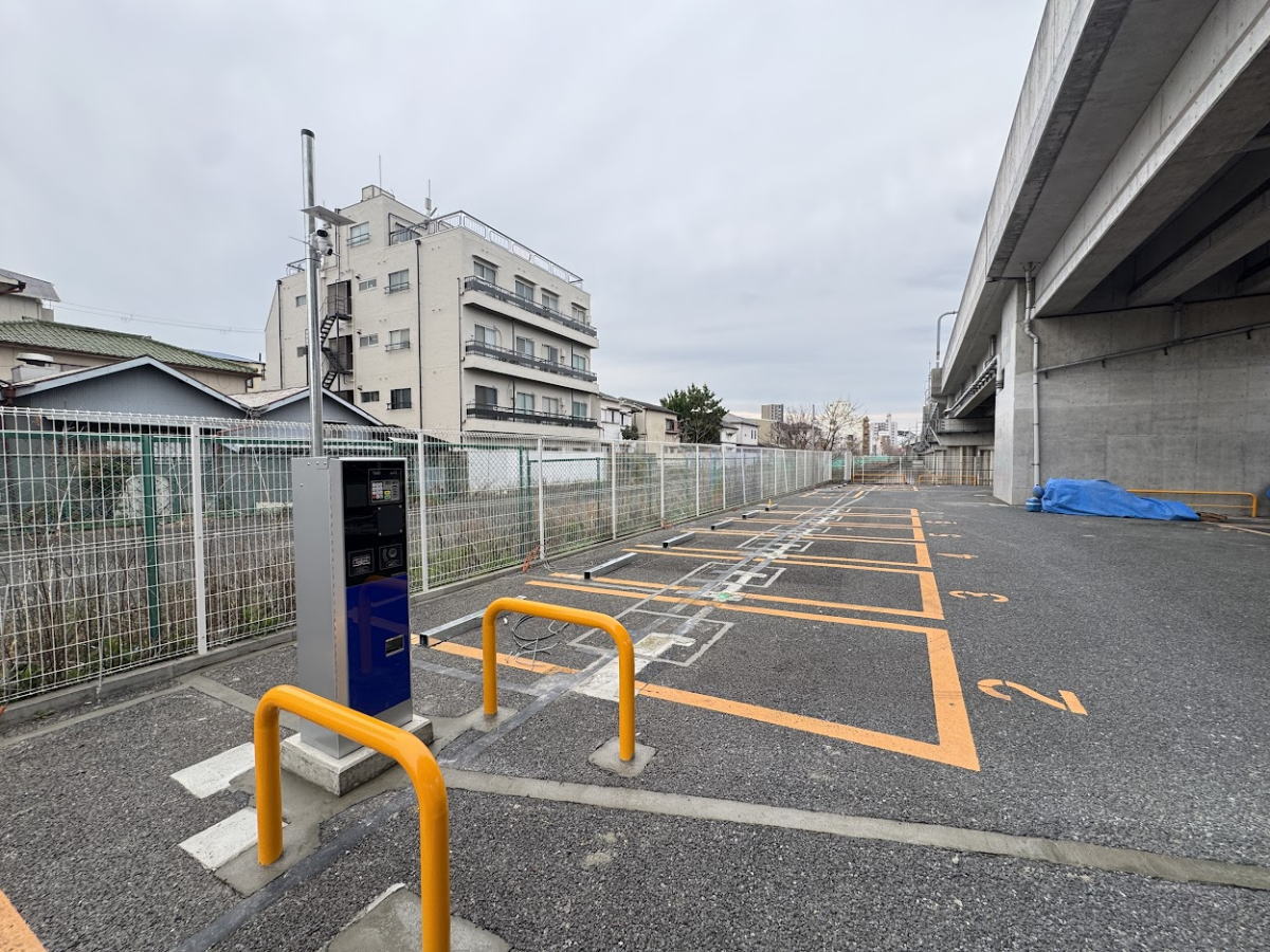 コインパーキング「トラストパーク西田辺町」が4月7日オープンするみたい。長池公園横「三井のリパーク」があったとこ。