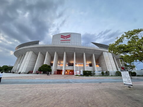 バックナンバーが長居にくるみたい。5月23日24日ヤンマースタジアムライブ