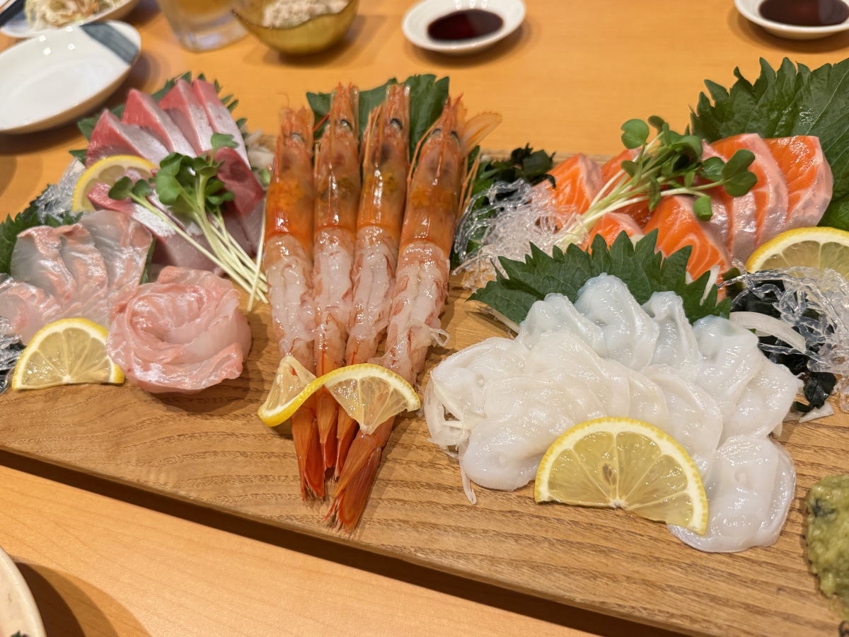 沢ノ町「炭焼き酒場 ひさ家」海鮮も焼き鳥もある！半個室で過ごした特別な日のハナシ