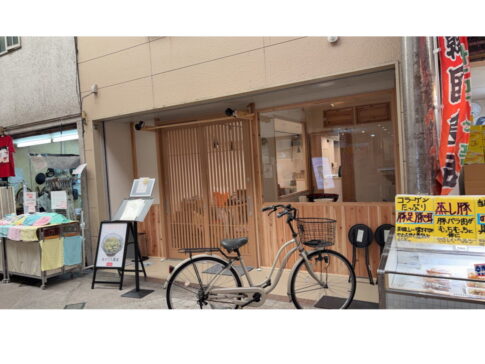 粉浜商店街「蕎麦屋 ひとり」が8月21日オープンするみたい。石臼挽き自家製粉、十割蕎麦