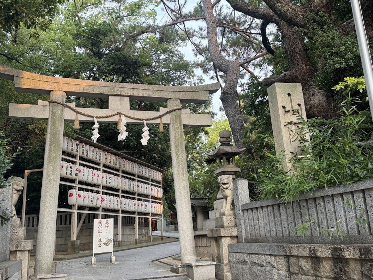 「山坂神社」ちゃう！正式には「山阪神社」でした