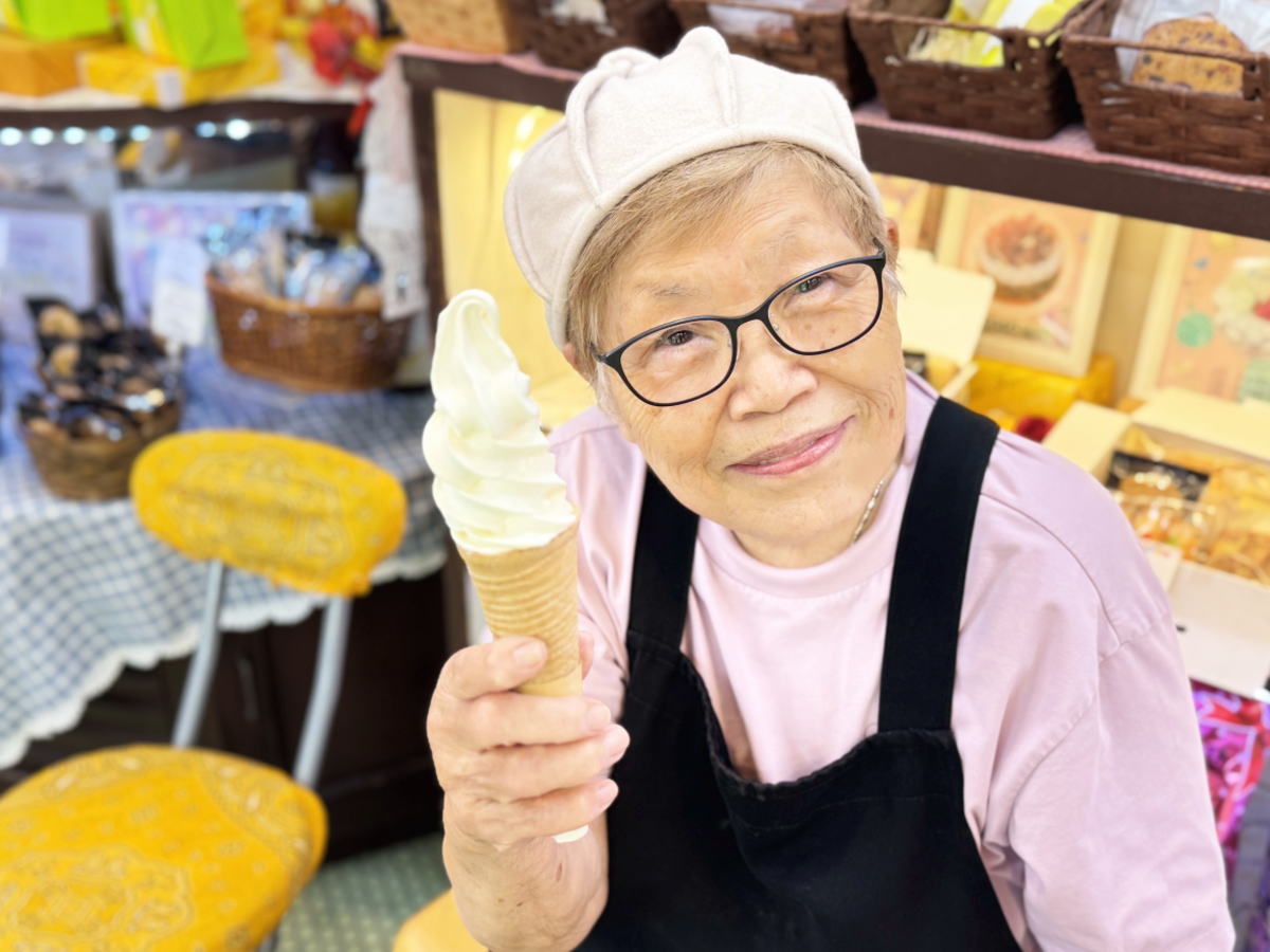 南田辺「チェルモ」で見つけた濃厚ソフト。メープルコーンとの相性が最高！