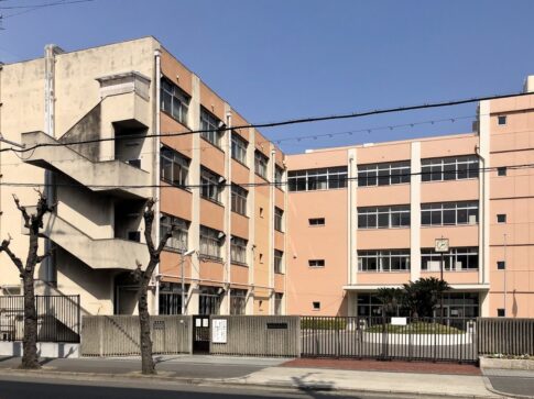 開校78年の「住吉商業高校」がなくなってまうみたい。住商・淀商・鶴商が統合、一つの高校に。