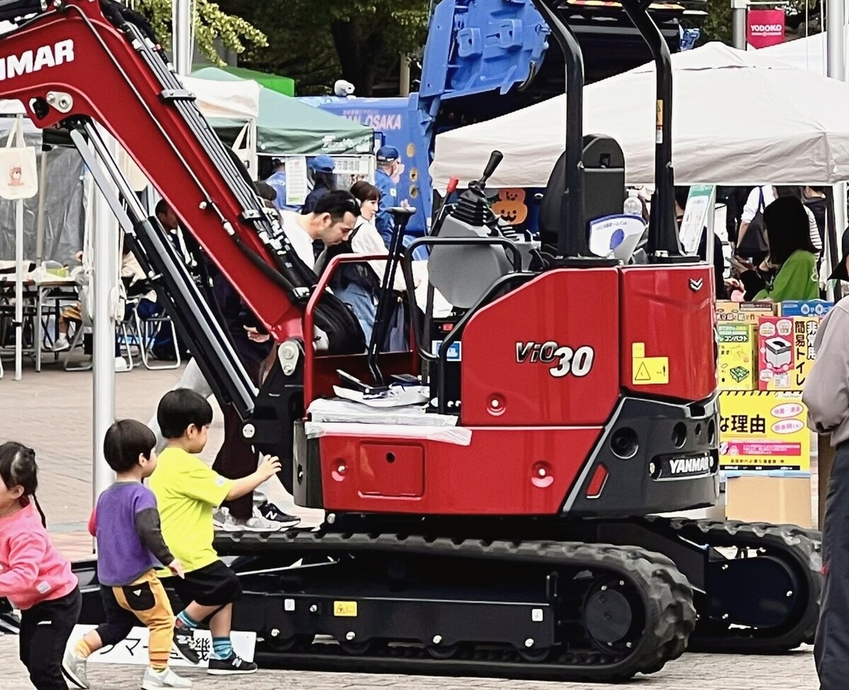 はたらくくるま・重機の展示